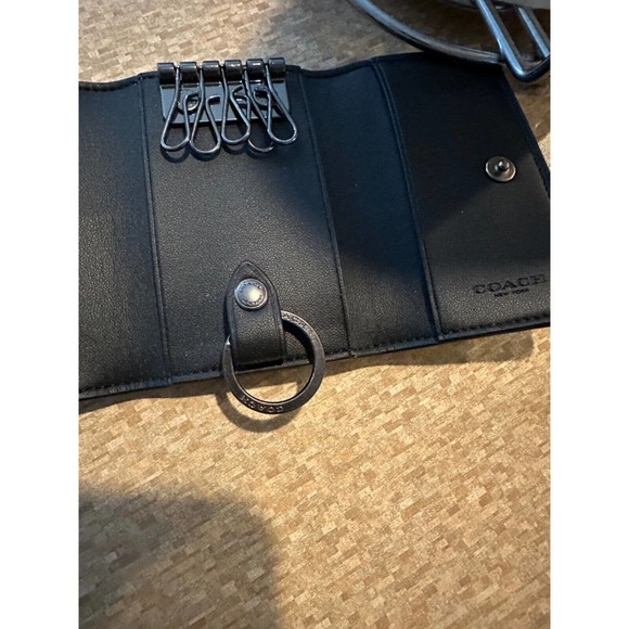 Coach Signature Five Ring Key Holder Card Case Wallet Black Signature Canvas - Picture 6 of 11